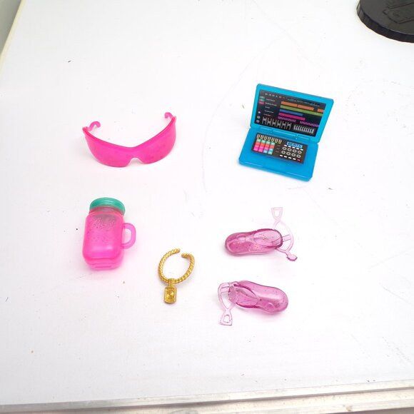 Honeylicious Bratz Doll - Picture 8 of 11